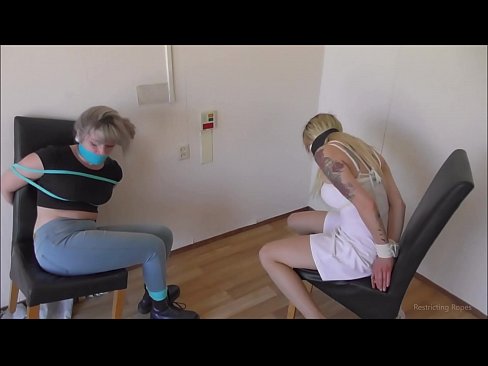 ❤️ 중독된 / 묶여 및 재갈 / 고통에 빠진 소녀 포르노 우리 ko.villagesexvideos.ru ❌❤