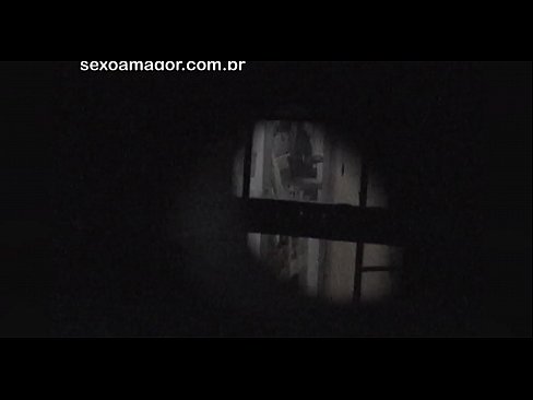 ❤️ 블론디는 중공 벽돌 뒤에 숨겨진 이웃 뱃사공에 의해 비밀리에 비디오에 녹화됩니다. 포르노 우리 ko.villagesexvideos.ru ❌❤